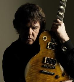 Gary Moore — Walking By Myself