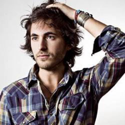 Mickael Miro — L’horloge tourne