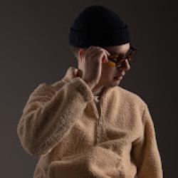 Thom Flay  — Вызывай скорую