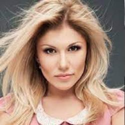 Alena Omargalieva  — Метелики