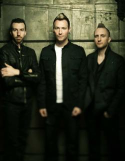 Thousand Foot Krutch  — Broken Wing
