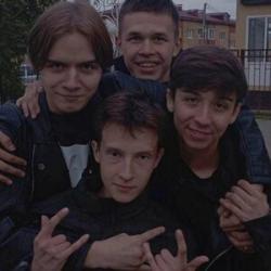 Запертые в гараже  — Я Никто
